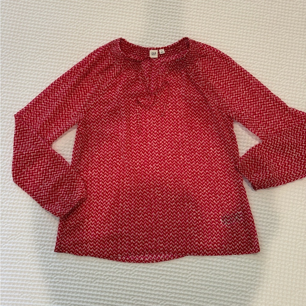 Ladies, Gap, top in size S.